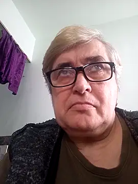 Snapshot of SusanStar874 chatting on February 2026 12:21:01 PM SusanStar874 online show from February 2026 12:21:01 PM