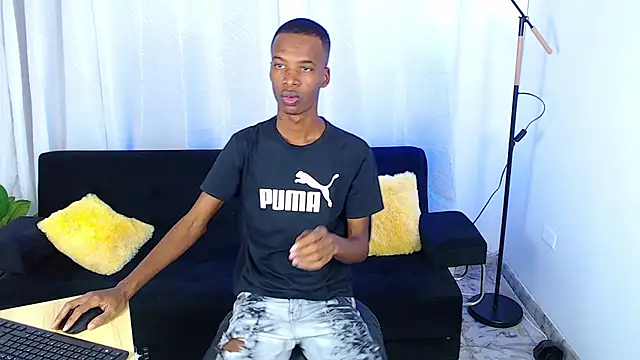 Snapshot of gusy_18 chatting on February 2026 08:14:01 PM gusy 18 online show from February 2026 08:14:01 PM