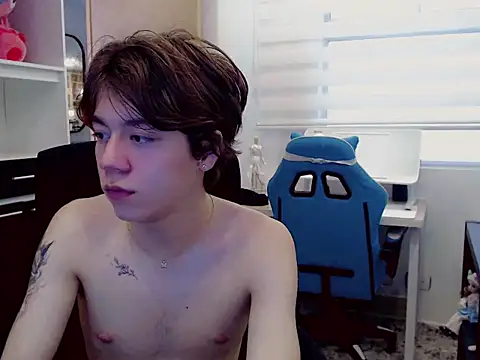 Snapshot of duvisex19 chatting on February 2026 09:20:02 PM duvisex19 online show from February 2026 09:20:02 PM