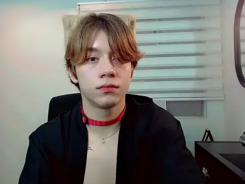 Snapshot of duvisex19 chatting on February 2026 10:30:02 PM duvisex19 online show from February 2026 10:30:02 PM