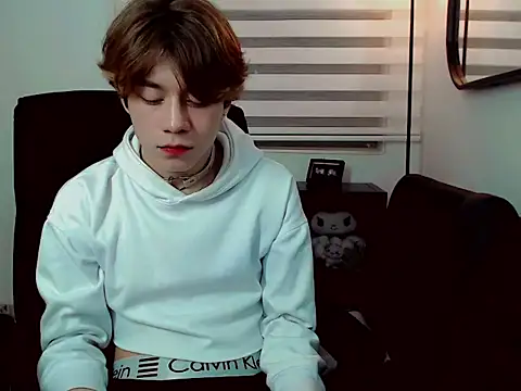 Snapshot of duvisex19 chatting on February 2026 01:05:02 AM duvisex19 online show from February 2026 01:05:02 AM