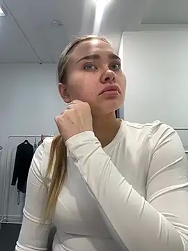 MonicaWestt online show from March 2026 06:06:02 AM