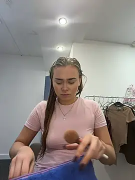 Snapshot of MonicaWestt chatting on June 2026 06:52:01 AM MonicaWestt online show from June 2026 06:52:01 AM