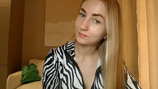 BluueSilk online show from January 2025 12:07:02 PM