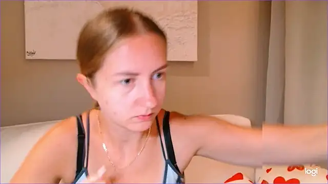 BluueSilk online show from October 2025 05:17:02 AM