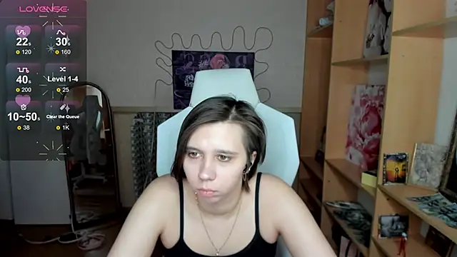 Snapshot of Scarlet_Sirenn chatting on March 2026 07:15:01 AM Scarlet Sirenn online show from March 2026 07:15:01 AM