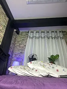 Snapshot of SluttyEll chatting on February 2026 07:45:02 PM SluttyEll online show from February 2026 07:45:02 PM