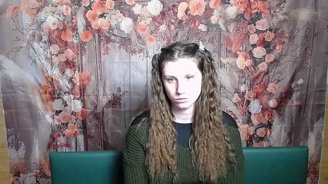 Snapshot of LilianaShine chatting on February 2026 11:53:02 AM LilianaShine online show from February 2026 11:53:02 AM