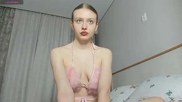 Snapshot of muse_mi chatting on February 2026 02:02:01 PM muse mi online show from February 2026 02:02:01 PM