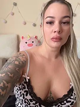 sexybatwomen33 online show from March 2026 06:54:01 AM