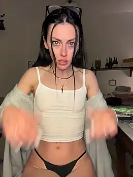 Snapshot of alibi_room chatting on April 2026 06:43:02 PM alibi room online show from April 2026 06:43:02 PM