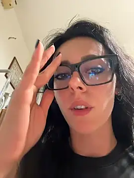 Snapshot of alibi_room chatting on August 2026 06:44:02 PM alibi room online show from August 2026 06:44:02 PM