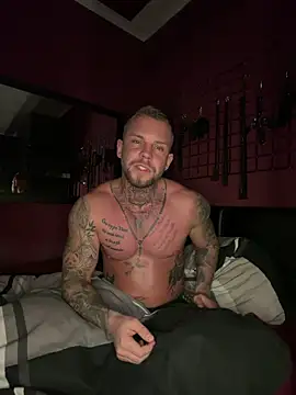 Snapshot of zickertdavid chatting on February 2026 11:09:01 PM zickertdavid online show from February 2026 11:09:01 PM