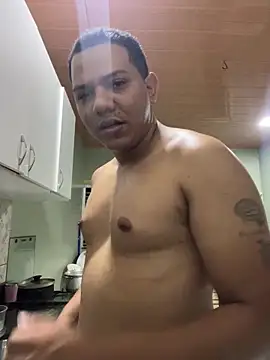 Snapshot of Loaisn chatting on February 2026 01:01:02 AM Loaisn online show from February 2026 01:01:02 AM