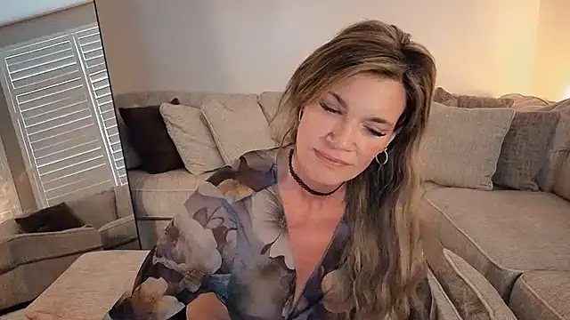 Hot Wife Amber online show from March 2026 12:33:01 AM