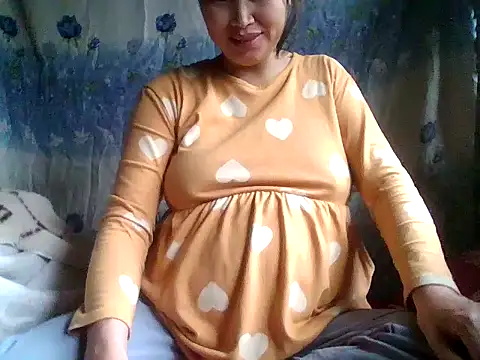 Snapshot of Pmn87 chatting on February 2026 02:22:01 AM Pmn87 online show from February 2026 02:22:01 AM