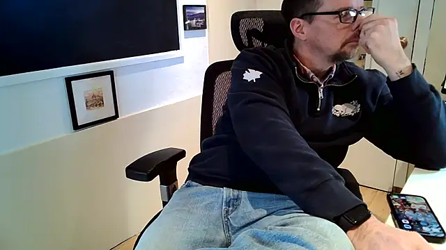 Snapshot of Scotsmanx chatting on February 2026 08:27:02 PM Scotsmanx online show from February 2026 08:27:02 PM