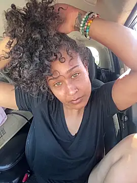 Jamalyce online show from April 2026 04:25:01 PM