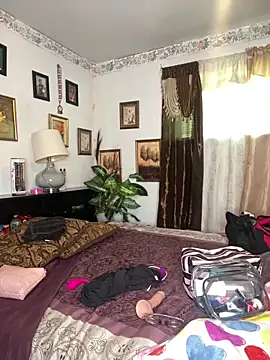 Jamalyce online show from May 2026 07:10:01 PM
