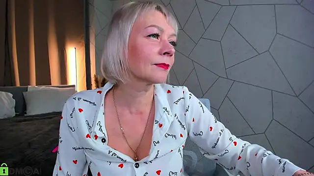 Ann Annise online show from February 2026 01:01:02 AM