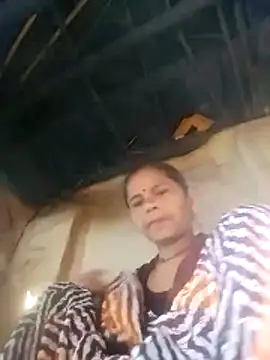 Snapshot of Pooja_sahu chatting on February 2026 03:25:02 AM Pooja sahu online show from February 2026 03:25:02 AM