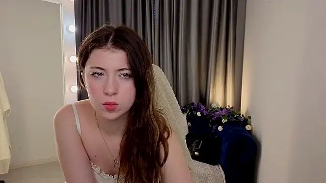 Snapshot of LunarDreamm chatting on February 2026 02:03:02 PM LunarDreamm online show from February 2026 02:03:02 PM