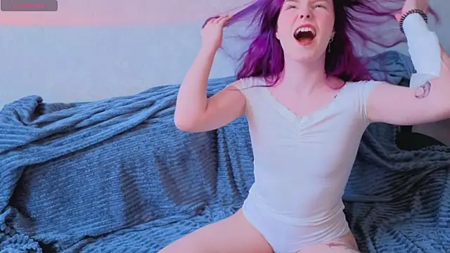 Julia Anis online show from March 2026 05:01:02 AM