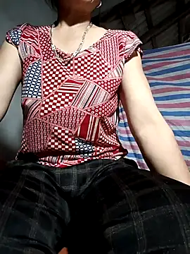 Snapshot of Ami-su chatting on May 2026 12:08:01 AM Ami-su online show from May 2026 12:08:01 AM