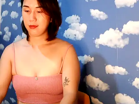 Snapshot of Kitty_Bear02 chatting on February 2026 02:44:02 PM Kitty Bear02 online show from February 2026 02:44:02 PM