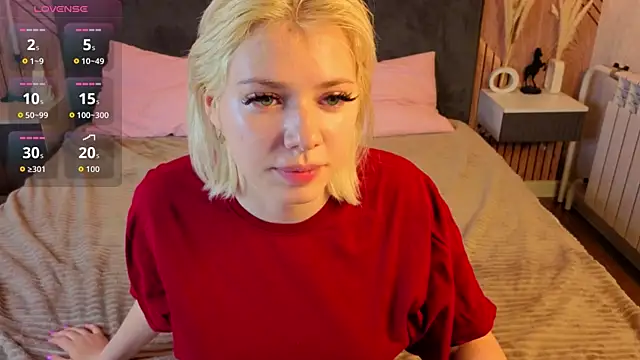 Snapshot of Kate_Krose chatting on July 2026 12:37:01 AM Kate Krose online show from July 2026 12:37:01 AM