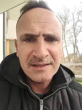 Snapshot of bobo672 chatting on February 2026 01:07:02 PM bobo672 online show from February 2026 01:07:02 PM