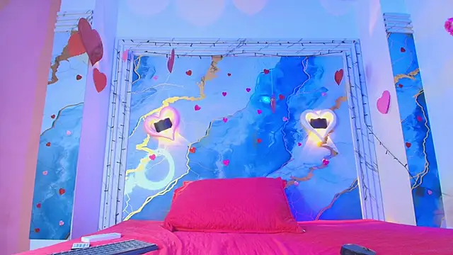 Snapshot of Eleanor_rigby5 chatting on February 2026 03:06:01 AM Eleanor rigby5 online show from February 2026 03:06:01 AM