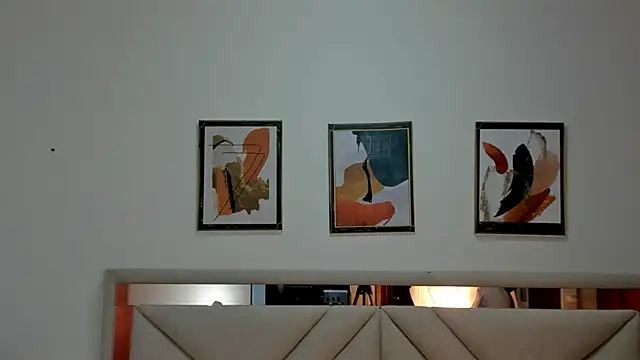 Snapshot of AmberQueen1 chatting on February 2026 11:58:02 AM AmberQueen1 online show from February 2026 11:58:02 AM