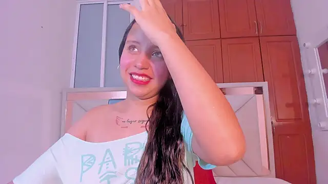 Snapshot of AmberQueen1 chatting on February 2026 11:44:01 AM AmberQueen1 online show from February 2026 11:44:01 AM