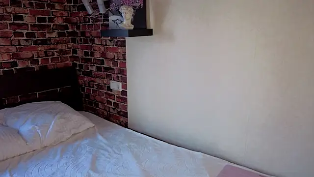 Lollyops online show from April 2026 02:03:02 AM