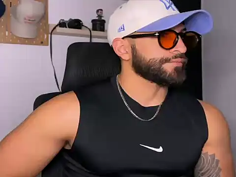 SamDornan51 online show from March 2026 03:34:02 AM