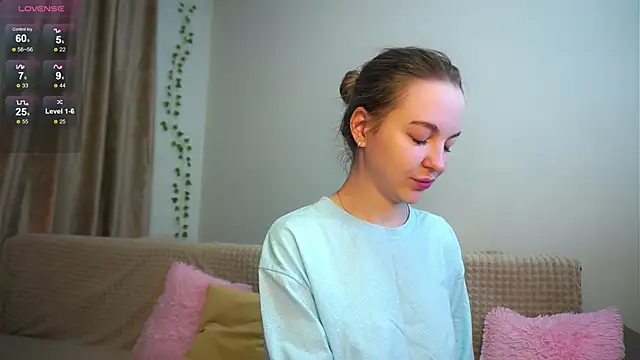 AricaPetties online show from March 2026 08:11:01 PM