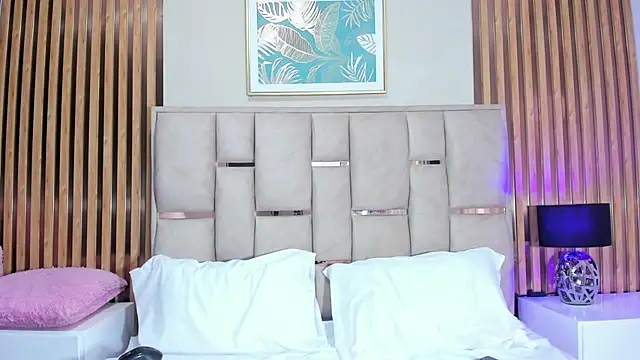 Snapshot of emma_evanss__ chatting on February 2026 12:04:01 PM emma evanss online show from February 2026 12:04:01 PM