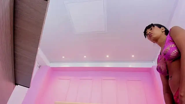 Snapshot of IRINA_PALVIN chatting on February 2026 01:25:01 PM IRINA PALVIN online show from February 2026 01:25:01 PM