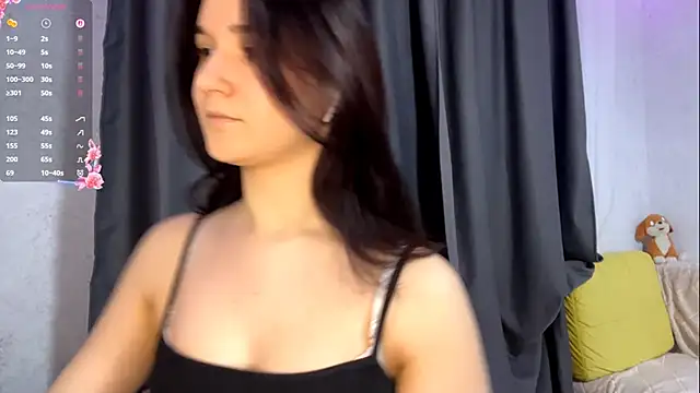 Snapshot of elaravoss chatting on February 2026 02:43:02 PM elaravoss online show from February 2026 02:43:02 PM