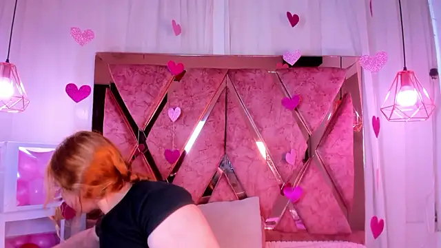 shantal cooper  online show from February 2026 07:10:01 PM