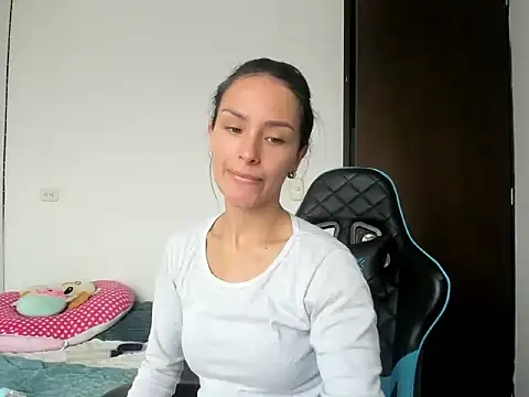 Megan Blue  online show from March 2026 03:19:02 PM