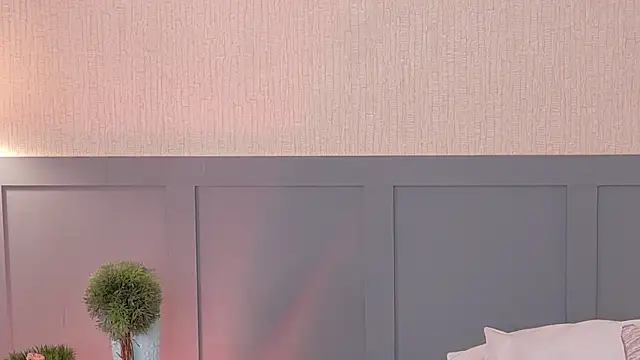 Snapshot of Annia-Greco chatting on February 2026 02:57:01 PM Annia-Greco online show from February 2026 02:57:01 PM