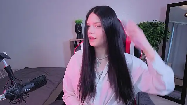 Maria trend online show from February 2026 02:47:01 PM