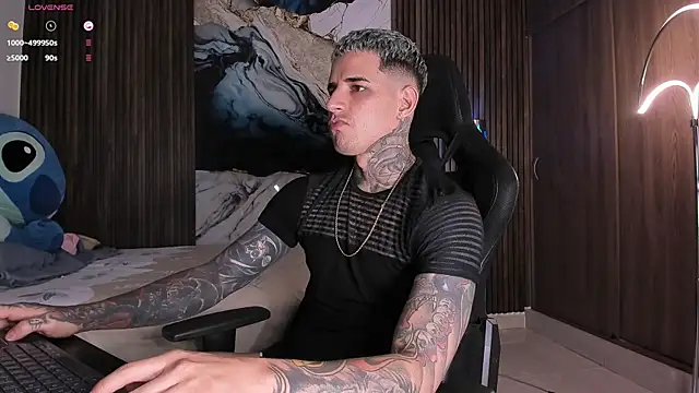 Snapshot of trisstann_ chatting on February 2026 12:22:02 AM trisstann online show from February 2026 12:22:02 AM