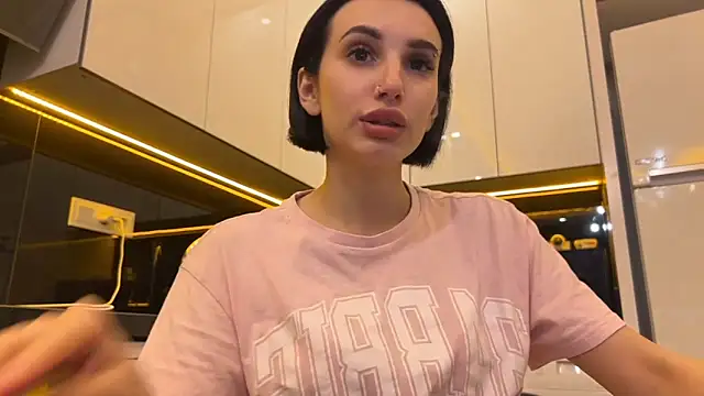 BlackFox V online show from February 2026 10:25:02 PM