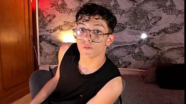 Christopher Hunter online show from February 2026 07:25:02 PM