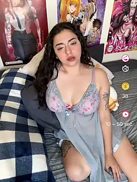 Snapshot of Ales_Kitten_Live chatting on May 2026 09:33:01 PM Ales Kitten Live online show from May 2026 09:33:01 PM