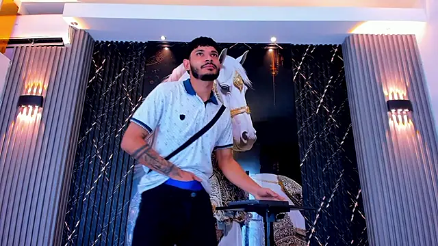 Snapshot of the_knights_of_the_night chatting on February 2026 07:54:01 PM the knights of the night online show from February 2026 07:54:01 PM