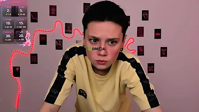 Snapshot of emi_fade chatting on February 2026 09:52:02 AM emi fade online show from February 2026 09:52:02 AM